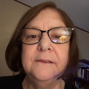 Meet your Posher, Joy